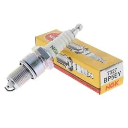 BP5EY NGK Spark Plug, Thread Diameter: 14mm, Spark Position: 4mm