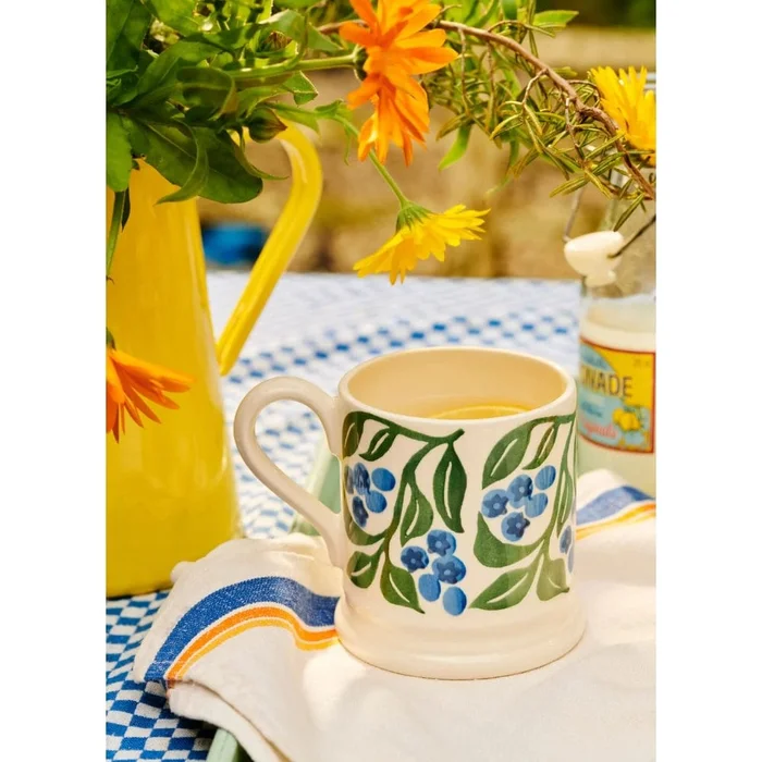 Emma Bridgewater Blueberries 1/2 Pint Mug