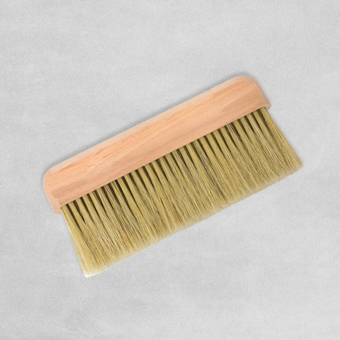 T-Class Delta Paper Hanging Brush 9″