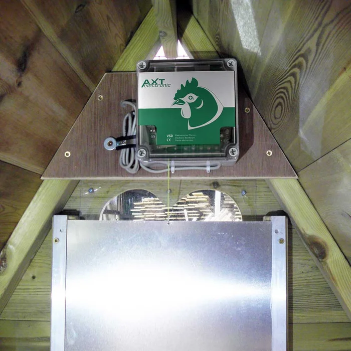 VSD Door Kit for Hobby Hen Houses